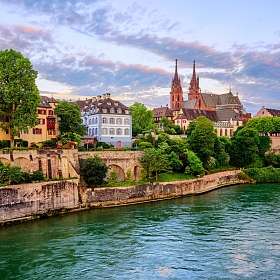 Basel Blick auf Basler Pfalz und Muenster